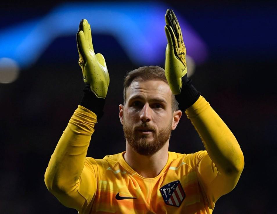 世界杯客户端更新下载-比肩传奇，奥布拉克成为欧冠历史第七位达成百场里程碑的门将